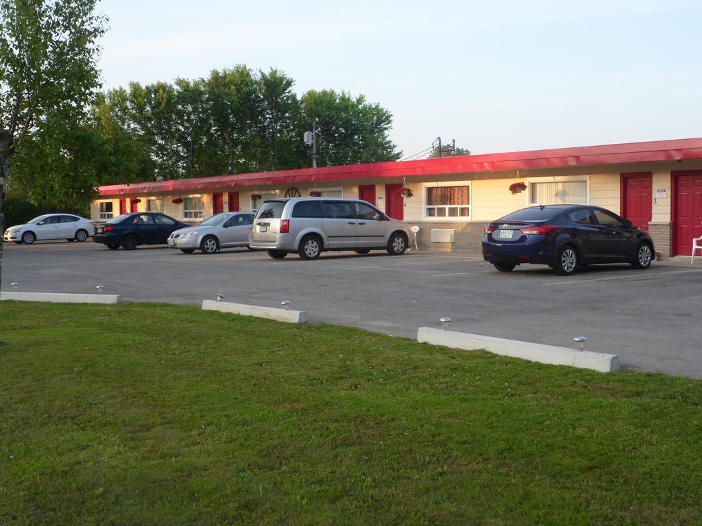 The Silver Birch Motel Goderich Exterior foto