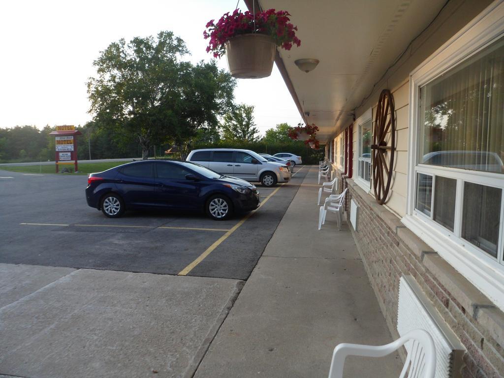 The Silver Birch Motel Goderich Exterior foto